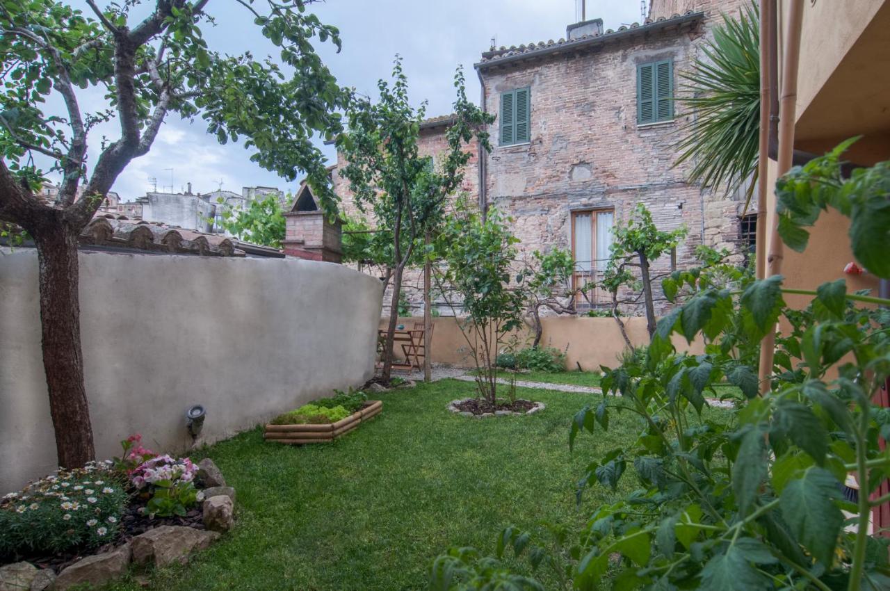 Umbrian Concierge - La Casa Dei Pellari Hotel Perugia Eksteriør billede